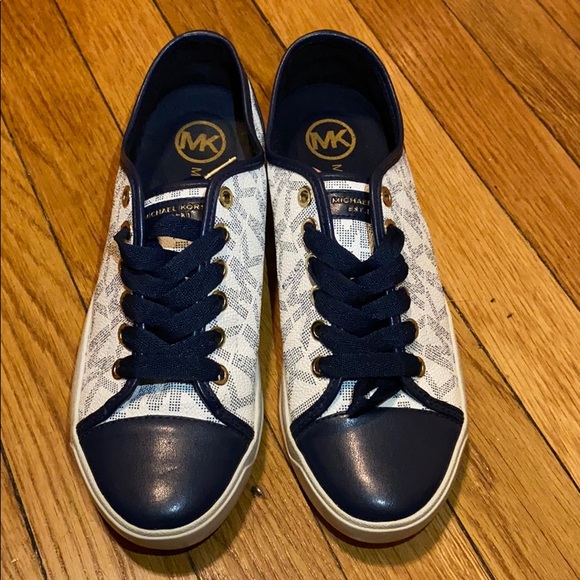 Michael Kors Shoes - Michael Kors women sneakers size 7